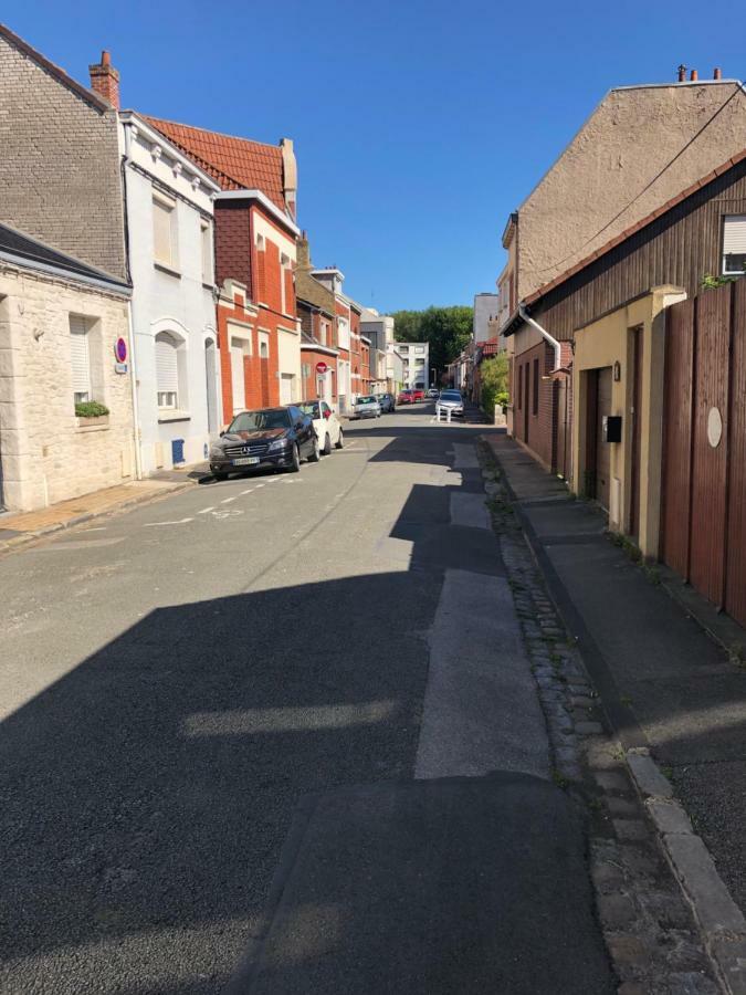 Une Escapade Tranquille, Proche De La Plage ! Dunkirk Bagian luar foto